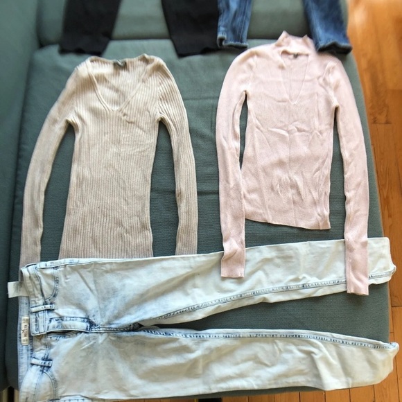 2 Jeans&Tops, 1 Pants for the Price of 1 - Picture 7 of 8